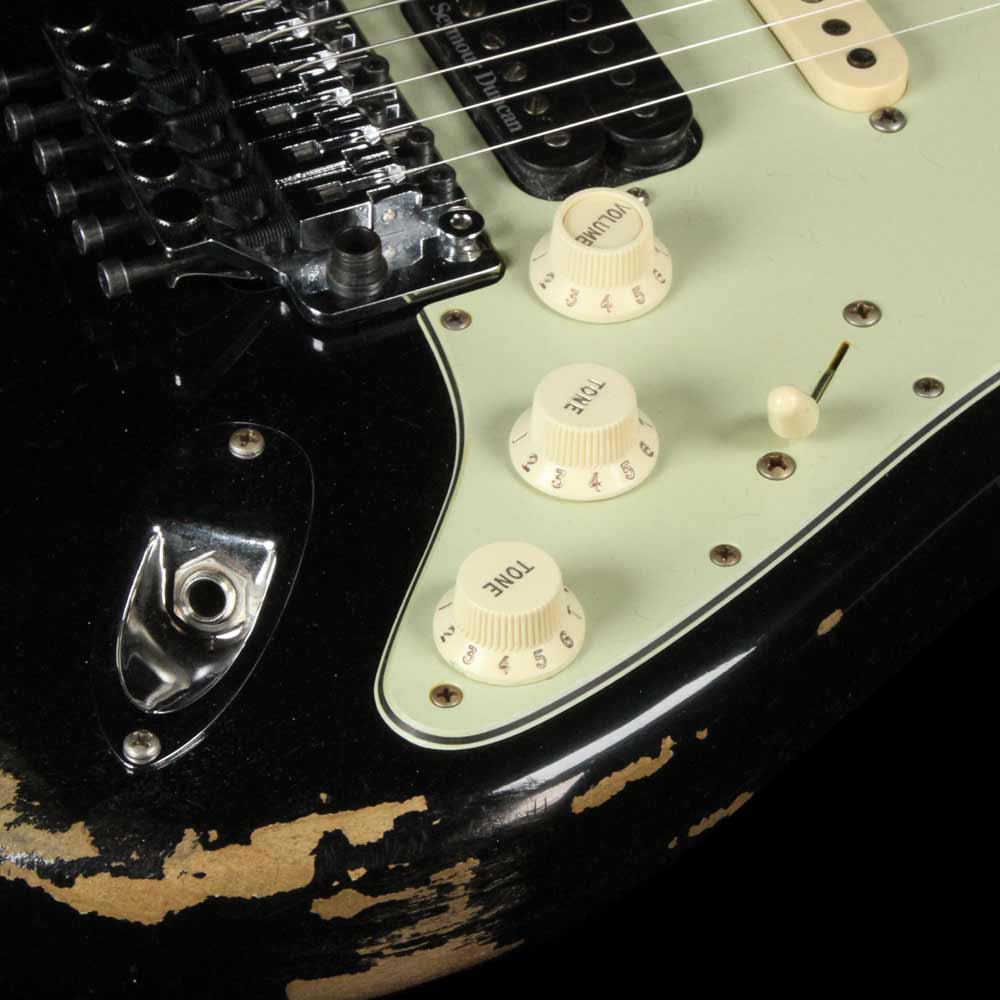 Fender Custom Shop ZF Stratocaster Music Zoo Exclusive Heavy Relic Black — 8