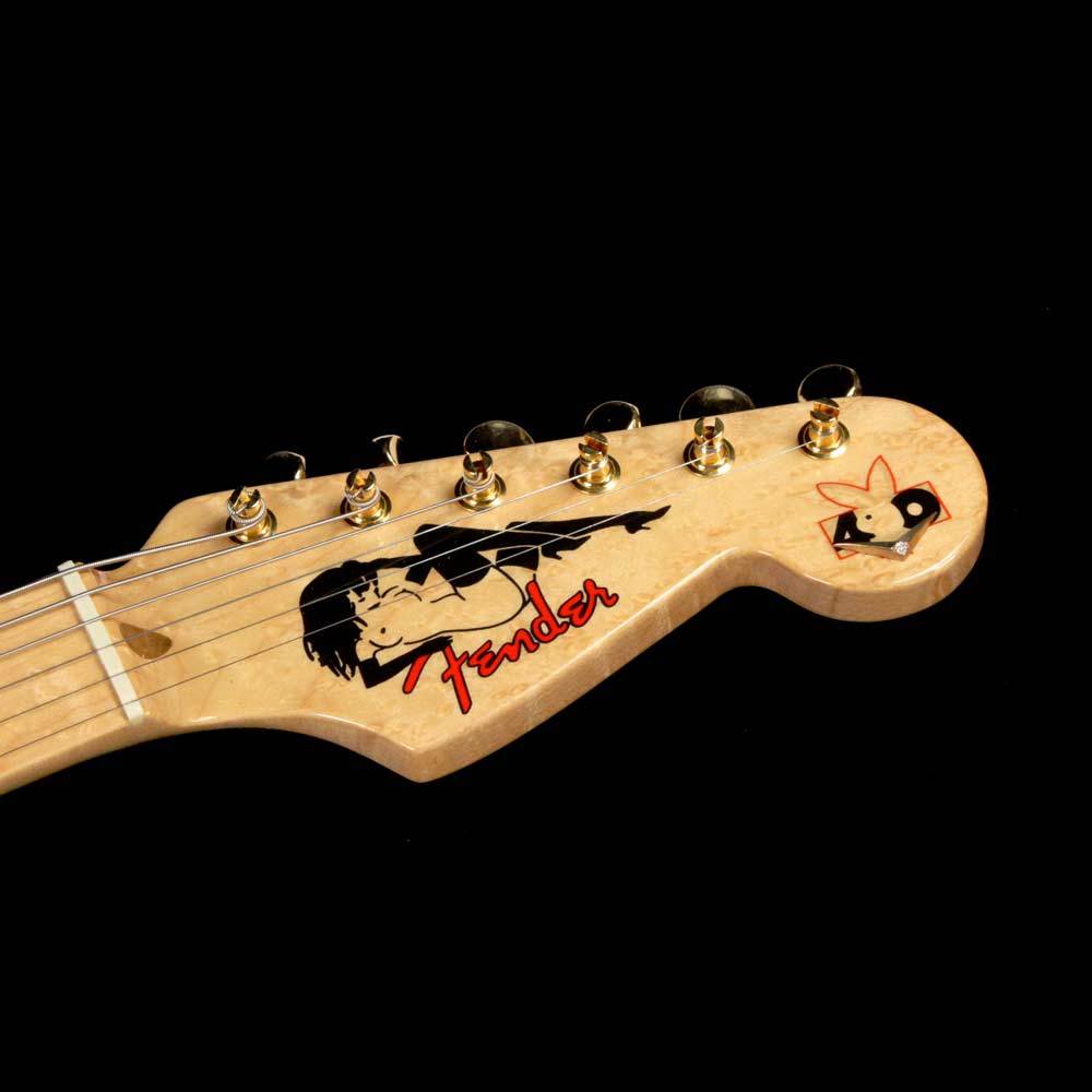 Fender Custom Shop Playboy 40th Anniversary Stratocaster Black 1994 — 4