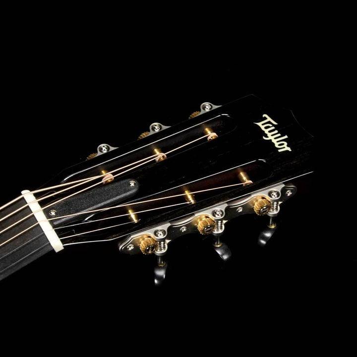 Taylor 522ce 12-Fret Grand Concert Acoustic-Electric Shaded Edgeburst