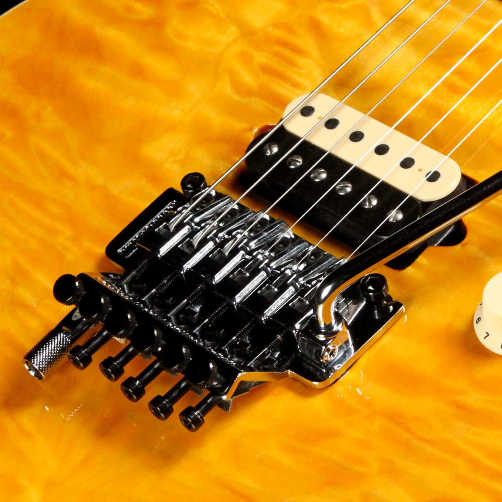 Ernie Ball Music Man Eddie Van Halen Signature Trans Gold 1994 — 9