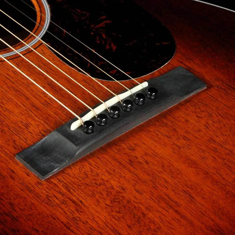 Martin 00-DB Jeff Tweedy Signature Acoustic Mahogany Burst — 6