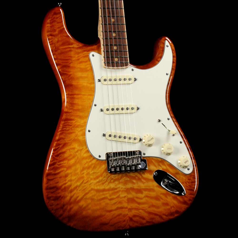 Fender Select Stratocaster Quilt Maple Iced Tea Burst 2013 — 1