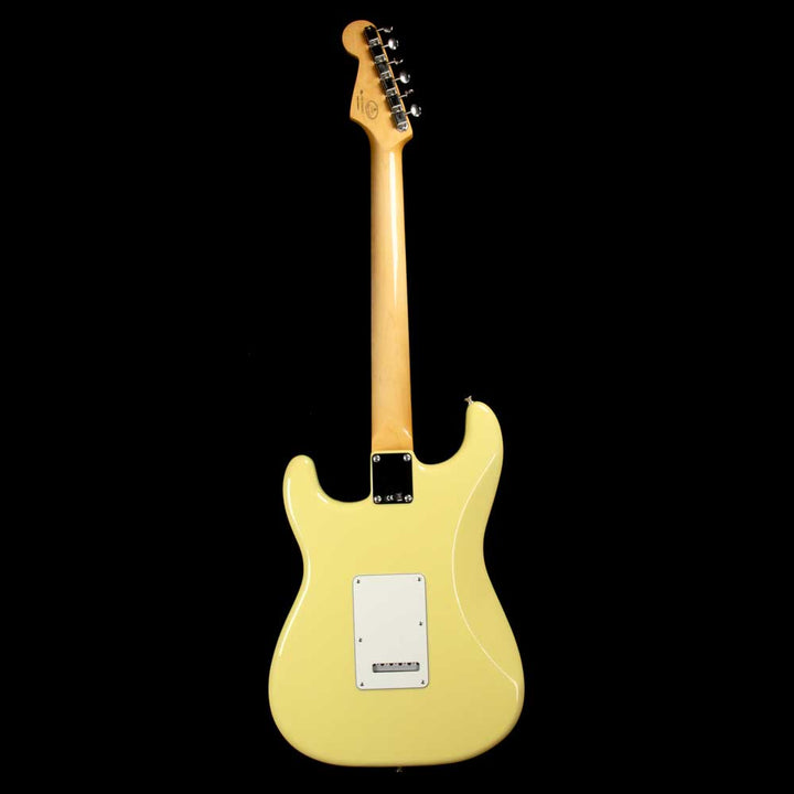 Fender FSR Classic Series '60s Stratocaster Canary Diamond 2015