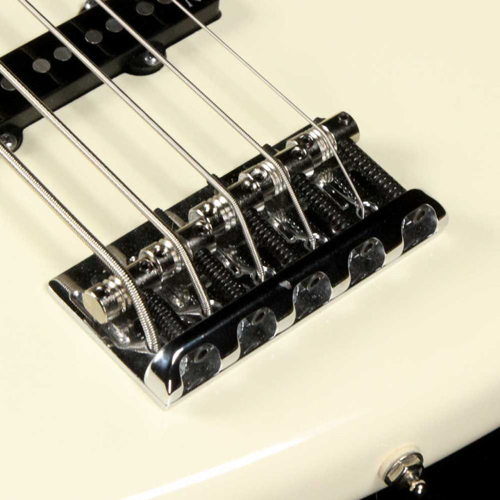 Fender American Deluxe V 5-String Jazz Bass Olympic White 2012