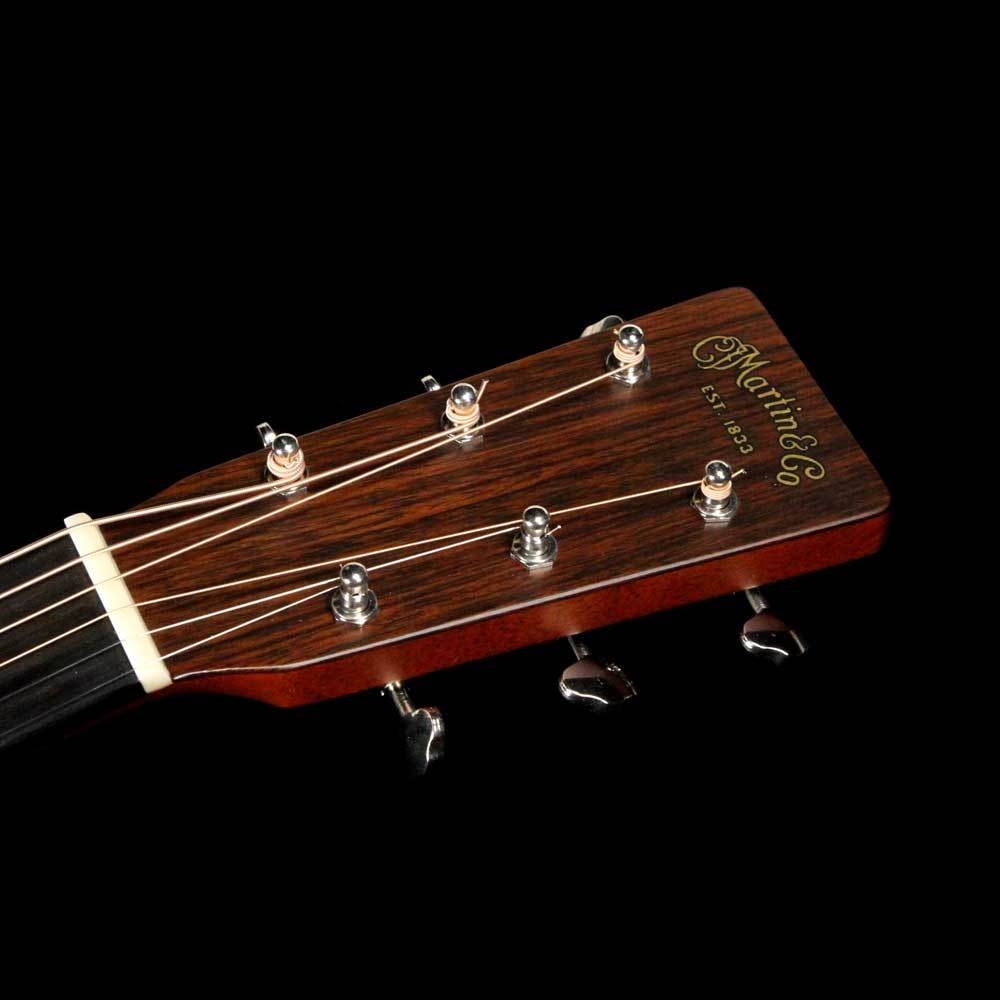 Martin 00-18V Acoustic Natural 2015 — 4