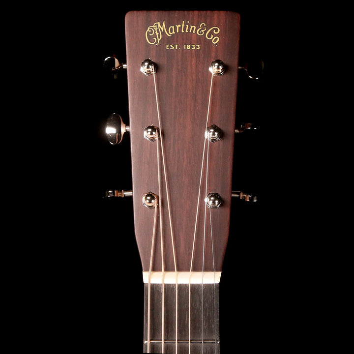Martin Custom Shop Style 28 00 Premium Bearclaw Engelmann Spruce and East Indian Rosewood