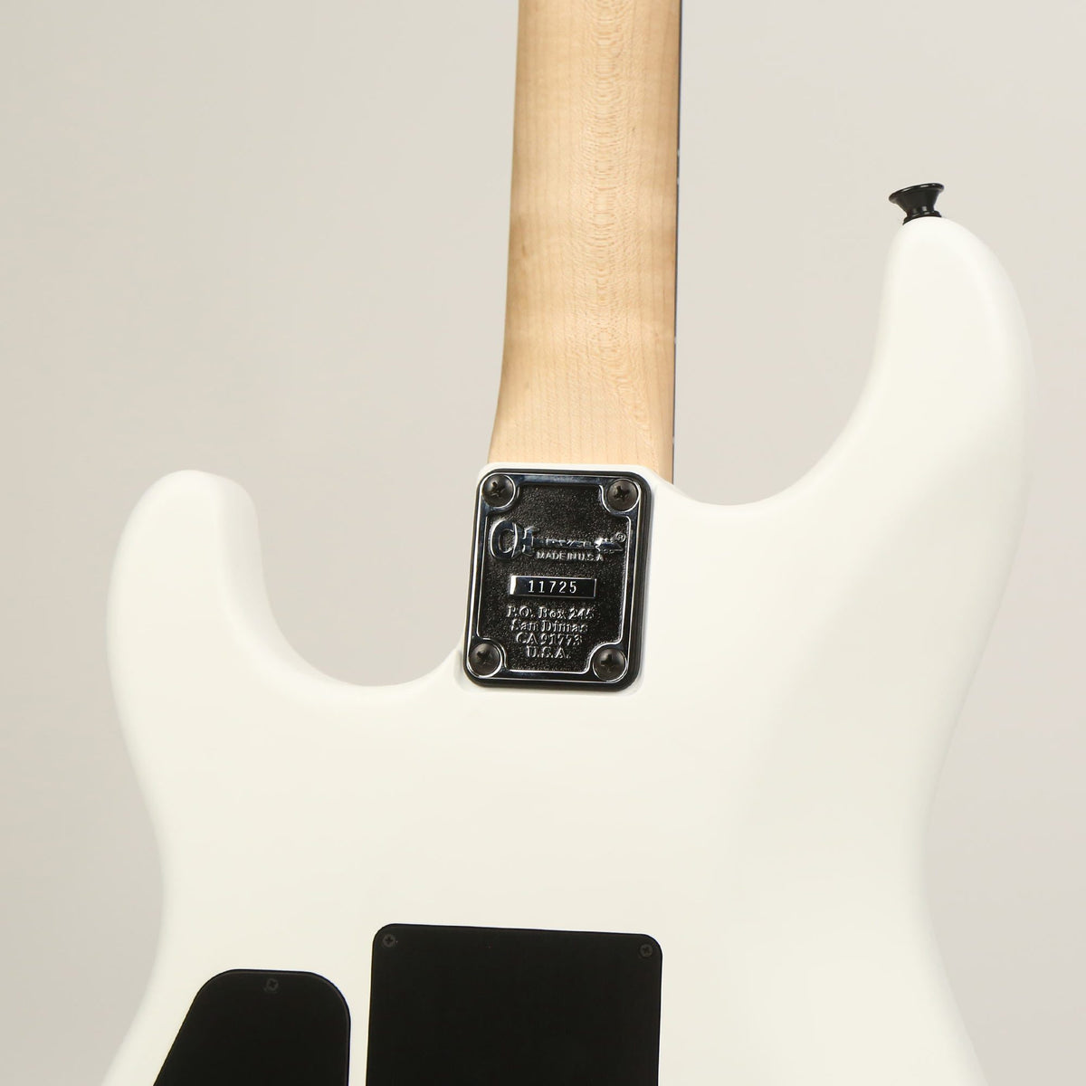 Charvel Custom Shop FU-Tone Loaded San Dimas Satin White Music Zoo Exclusive — 8