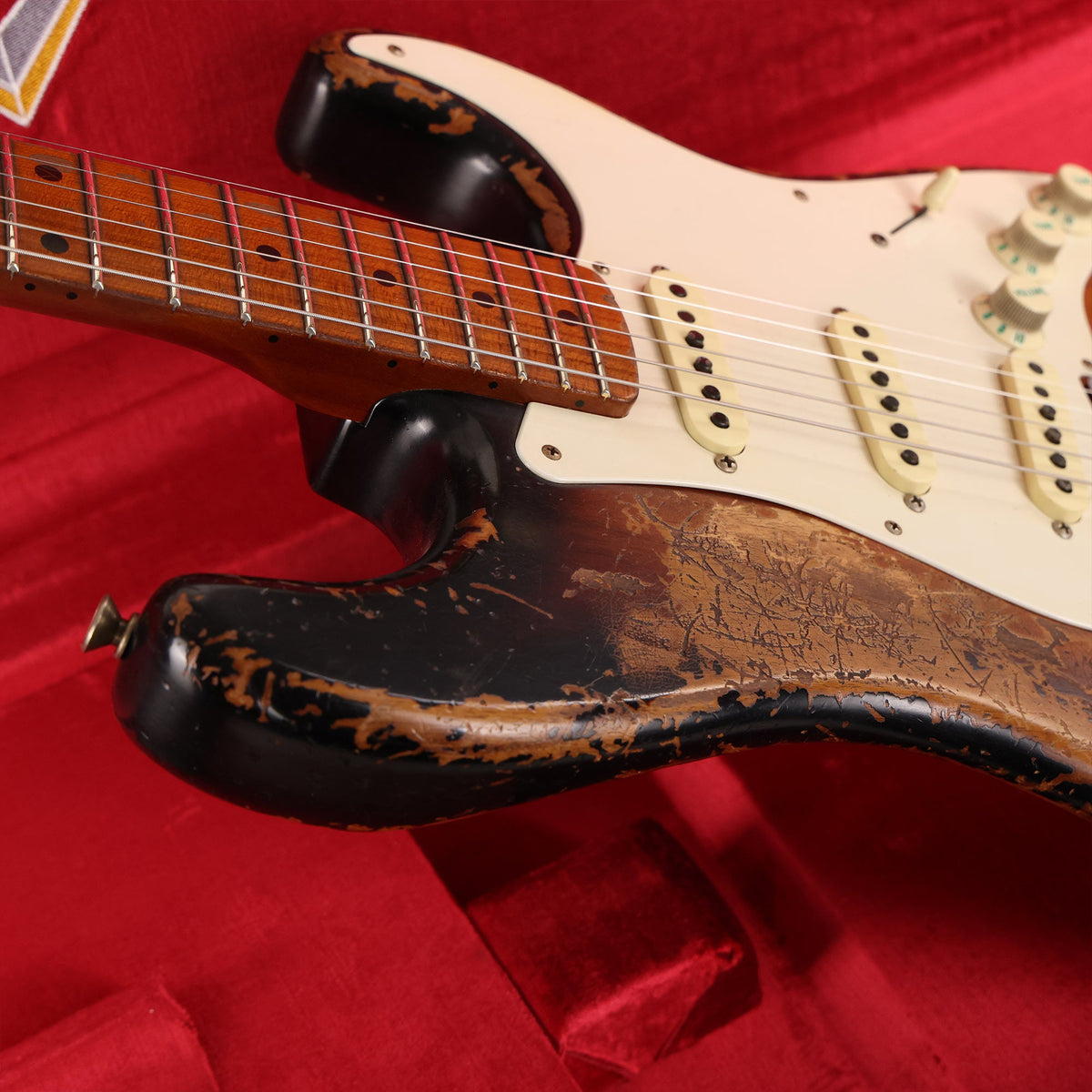 Fender Custom Shop '55 Stratocaster Kyle McMillin Masterbuilt Ultimate Relic 2-Tone Sunburst — 7