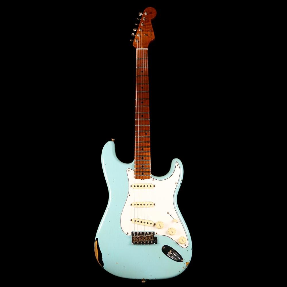 Fender Custom Shop Limited Roasted Tomatillo Stratocaster 2019 Daphne Blue — 2