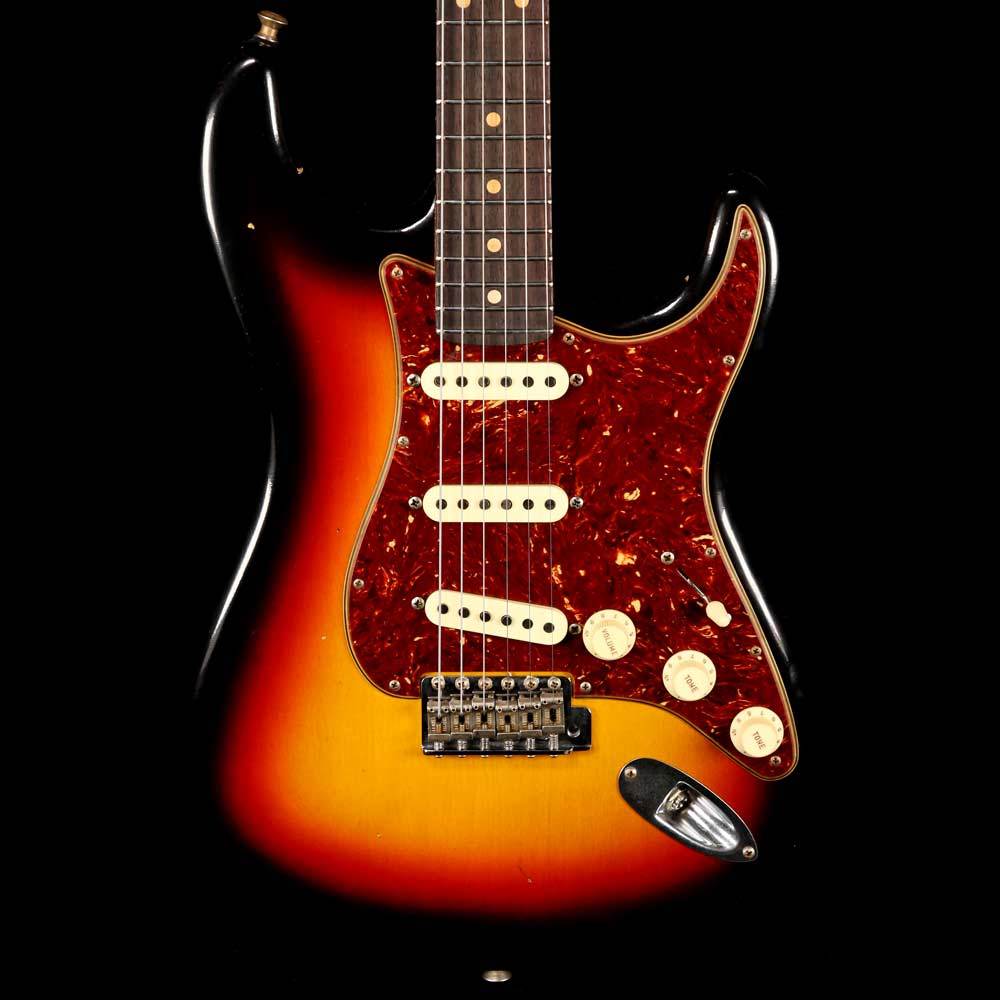 Fender Custom Shop 2019 Postmodern Stratocaster Journeyman Relic 3-Color Sunburst — 1