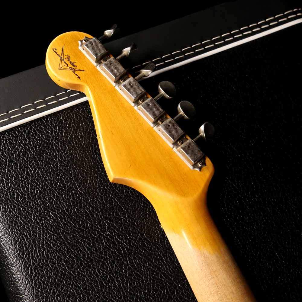 Fender Custom Shop 2019 Postmodern Stratocaster Journeyman Relic 3-Color Sunburst — 5