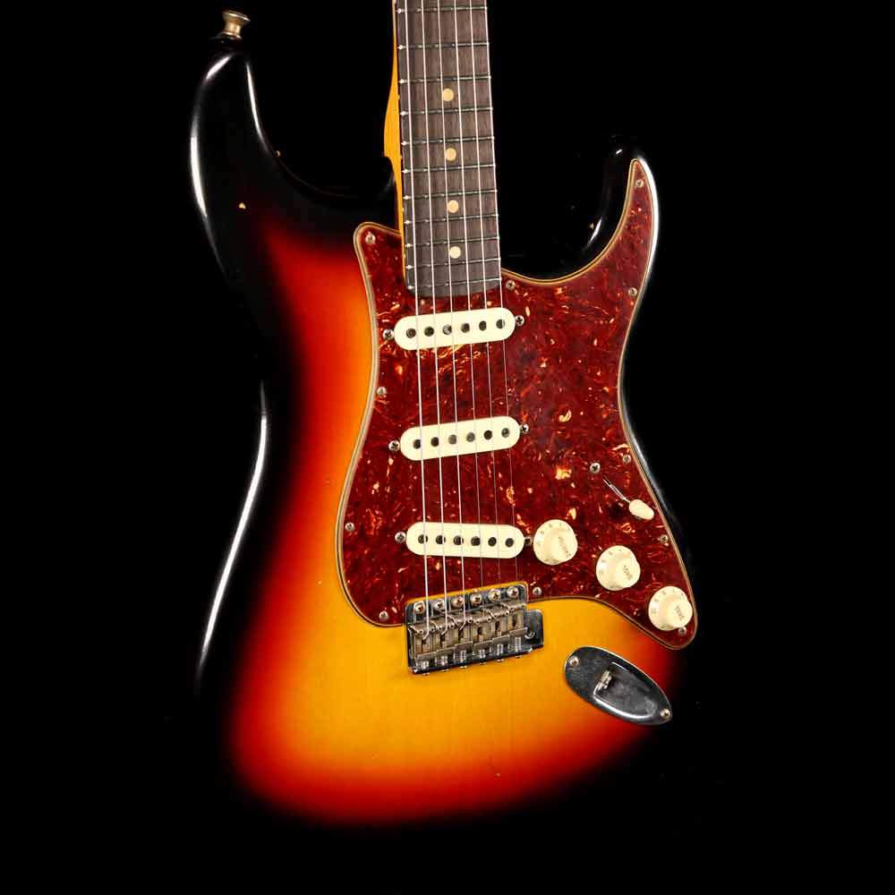 Fender Custom Shop 2019 Postmodern Stratocaster Journeyman Relic 3-Color Sunburst — 7