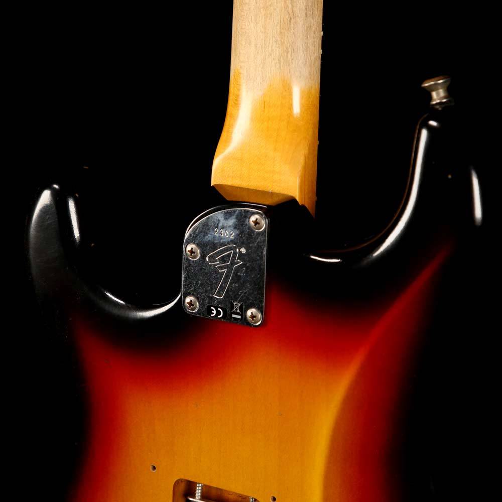 Fender Custom Shop 2019 Postmodern Stratocaster Journeyman Relic 3-Color Sunburst — 9