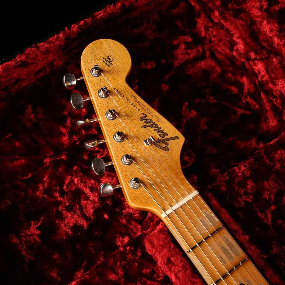 Fender Custom Shop '65 Stratocaster Faded Ice Blue Metallic — 4
