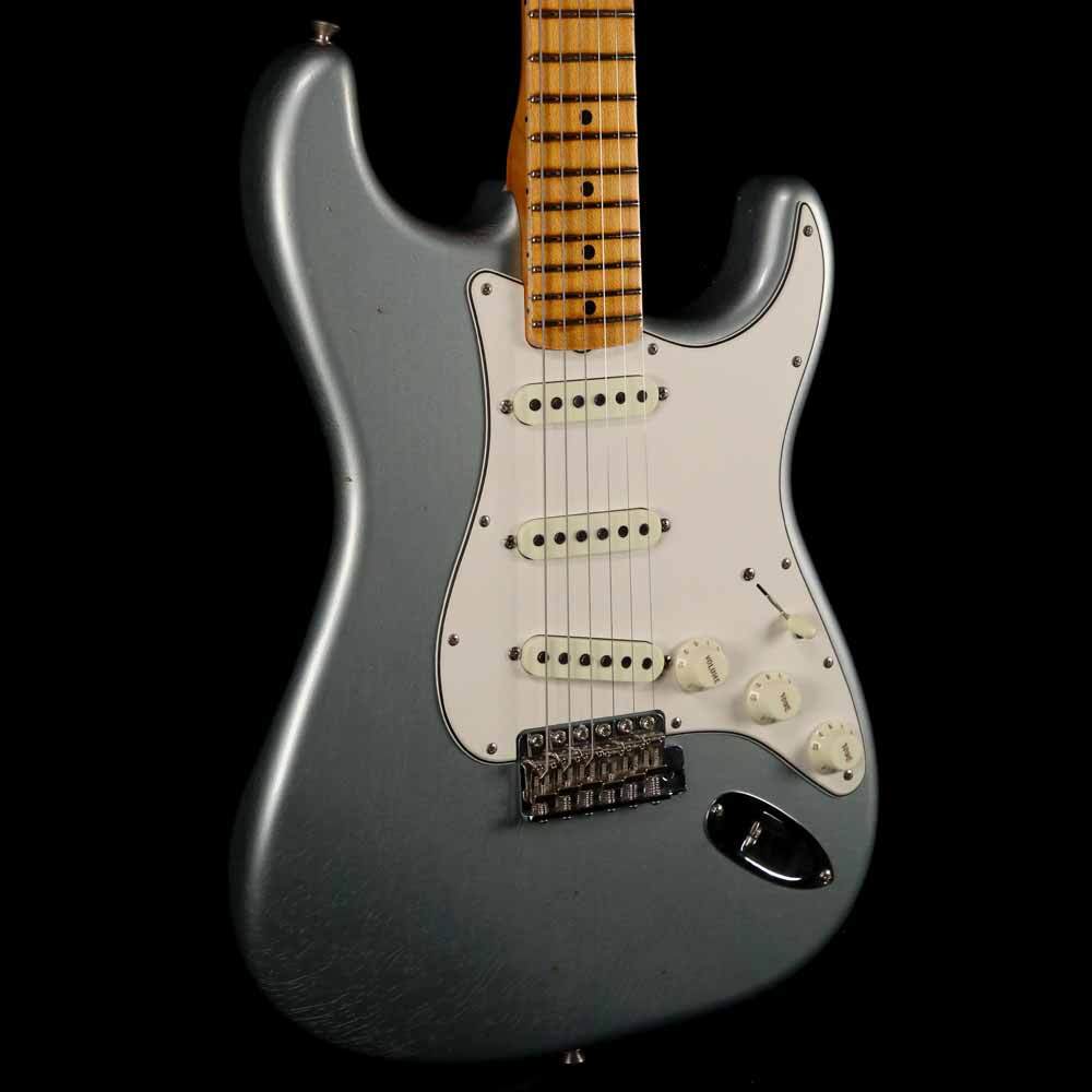 Fender Custom Shop '65 Stratocaster Faded Ice Blue Metallic — 7