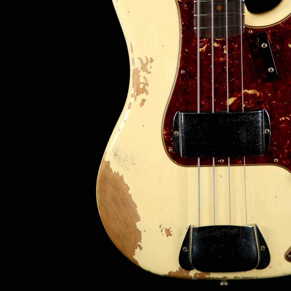 Fender Custom Shop 2019 ’60 Precision Bass Heavy Relic Aged Vintage White — 9