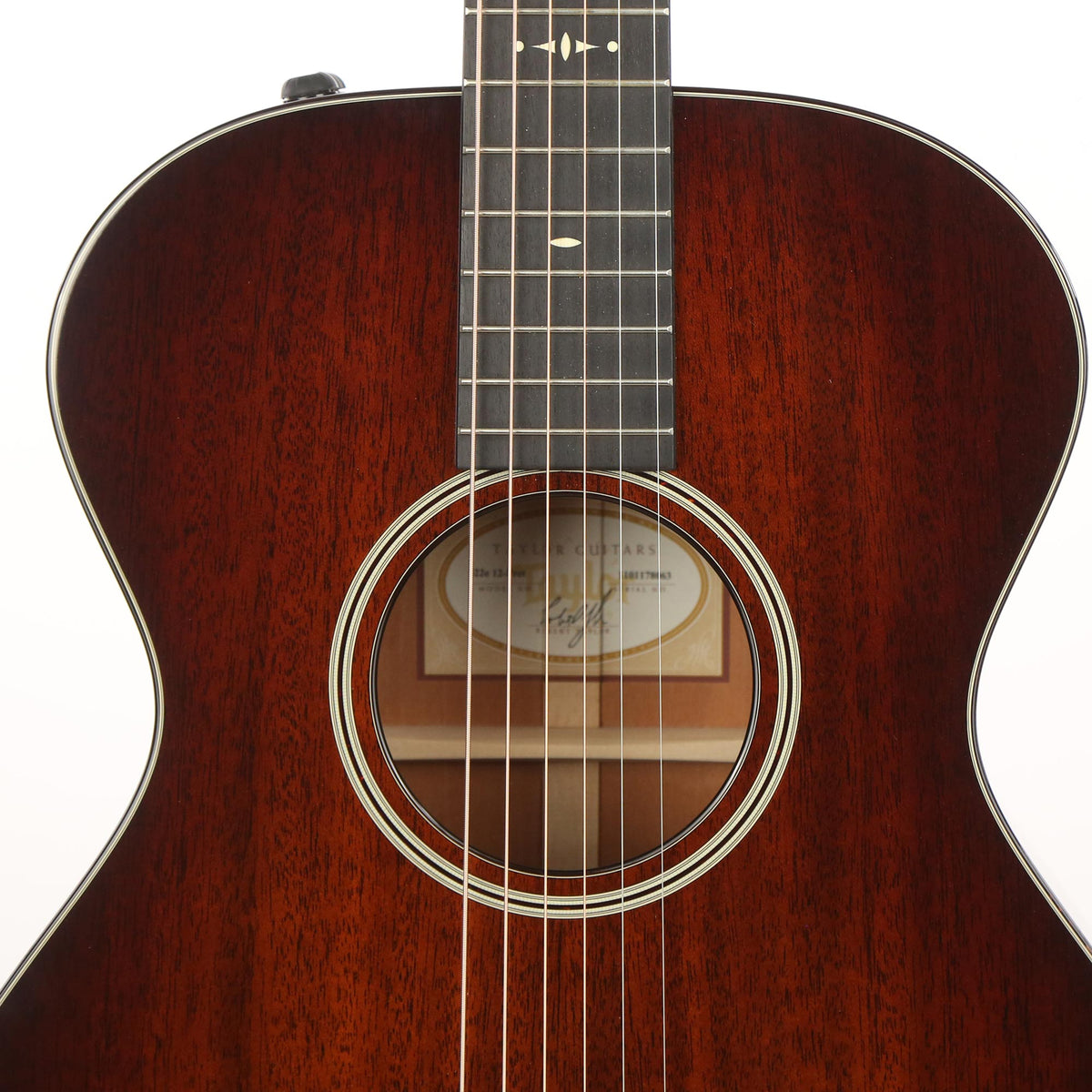 Taylor 522e 12-Fret Grand Concert Acoustic-Electric Shaded Edgeburst — 5