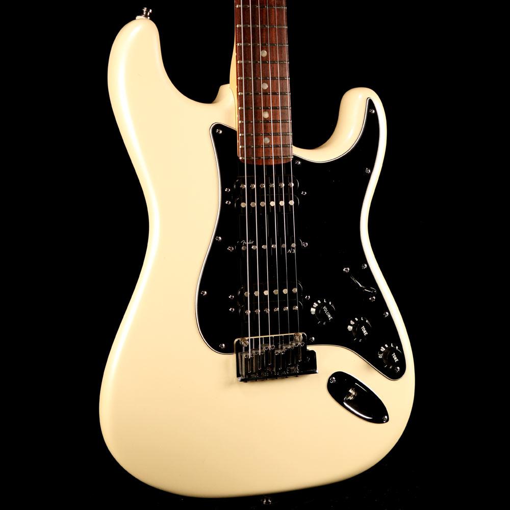 ギター fender usa american deluxe 2008 Fender USA Made American Deluxe Stratocaster Electric