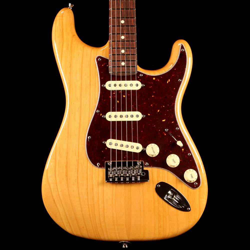 Fender Lightweight Ash American Professional Stratocaster Limited Edition Antique Natural — 1