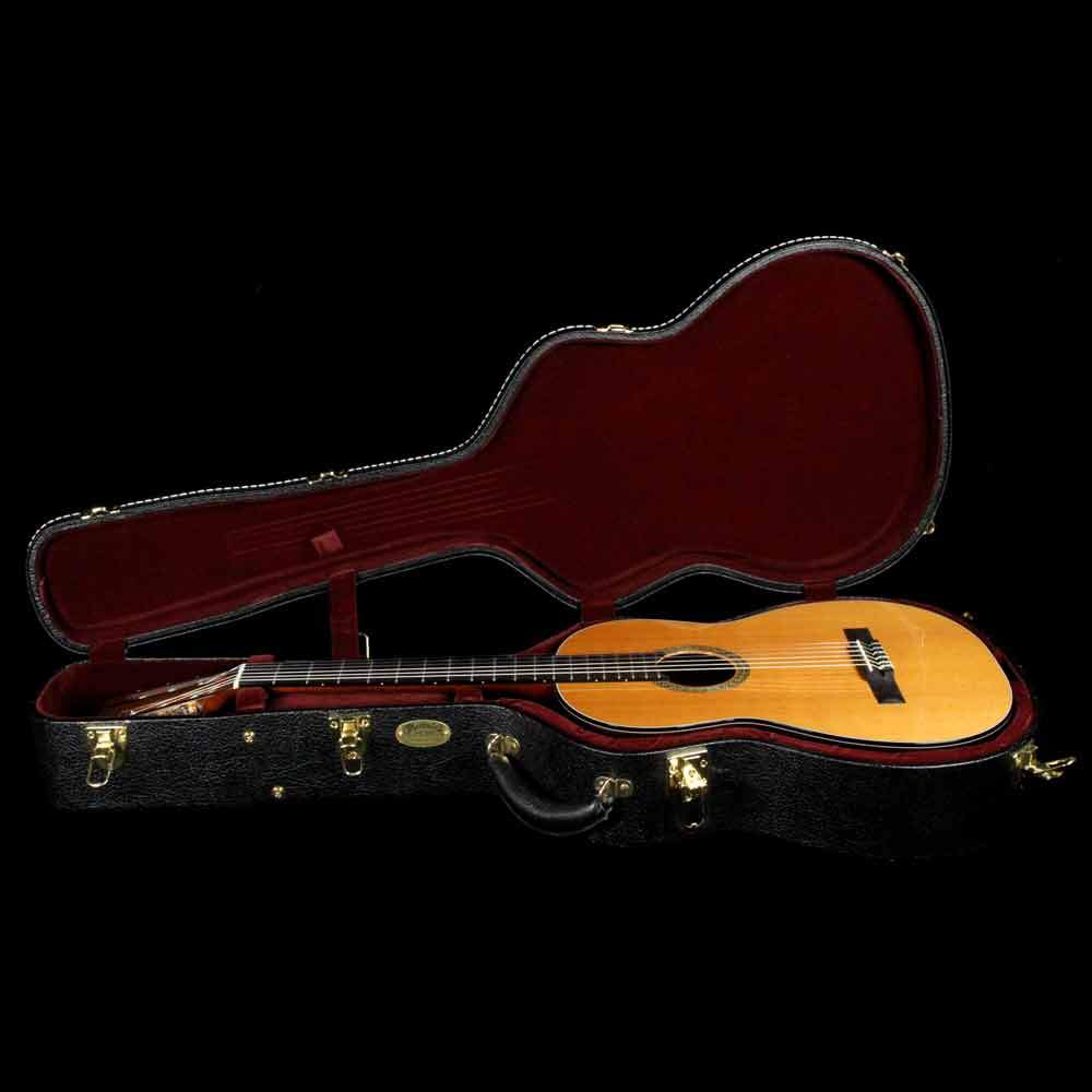 Martin Custom Shop Nylon String Western Red Cedar Top Natural 2016 — 9