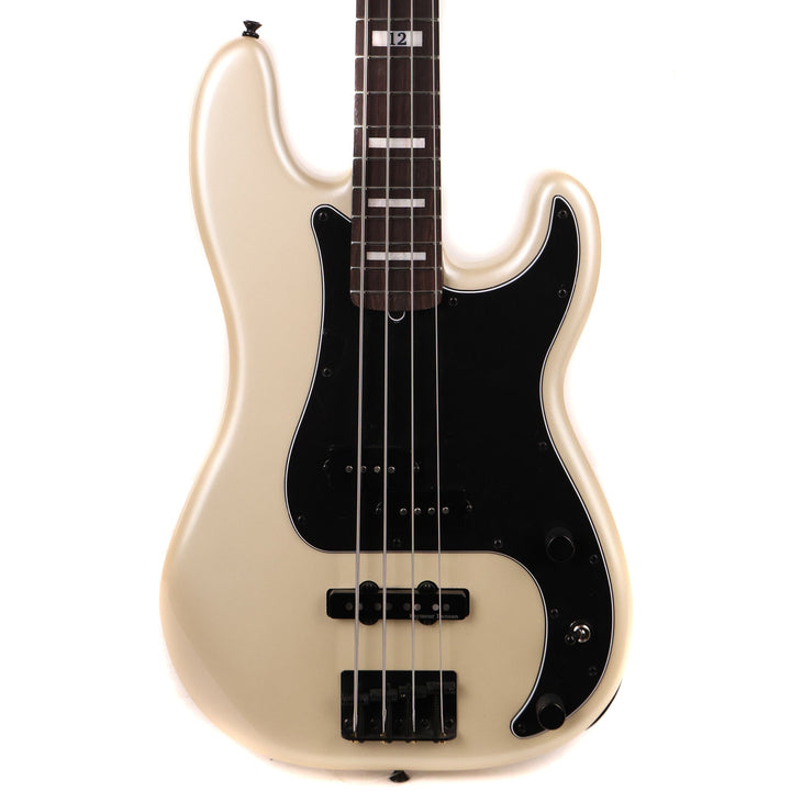 Fender Duff McKagan Deluxe Precision Bass White Pearl
