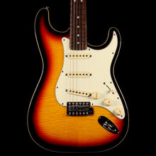 Fender Limited Edition Aerodyne Classic Stratocaster Flame Maple Top 3-Tone Sunburst