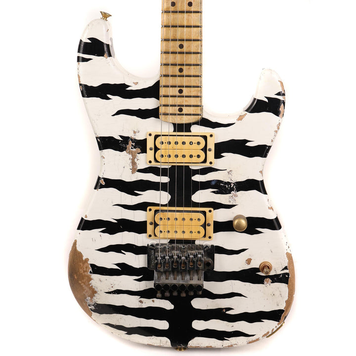 Charvel Custom Shop Graphic Nitro Relic San Dimas Masterbuilt White Bengal