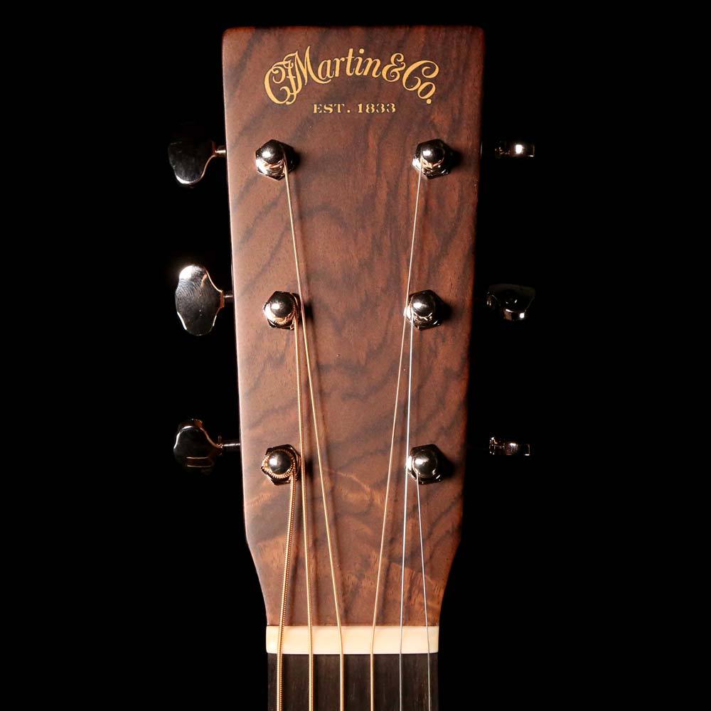 Martin Custom Shop Style 18 Slope Shoulder Dreadnought Wild Grain East Indian Rosewood 2019 NAMM Display — 4