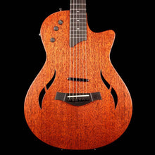 Taylor T5z Classic Acoustic-Electric Hybrid Natural