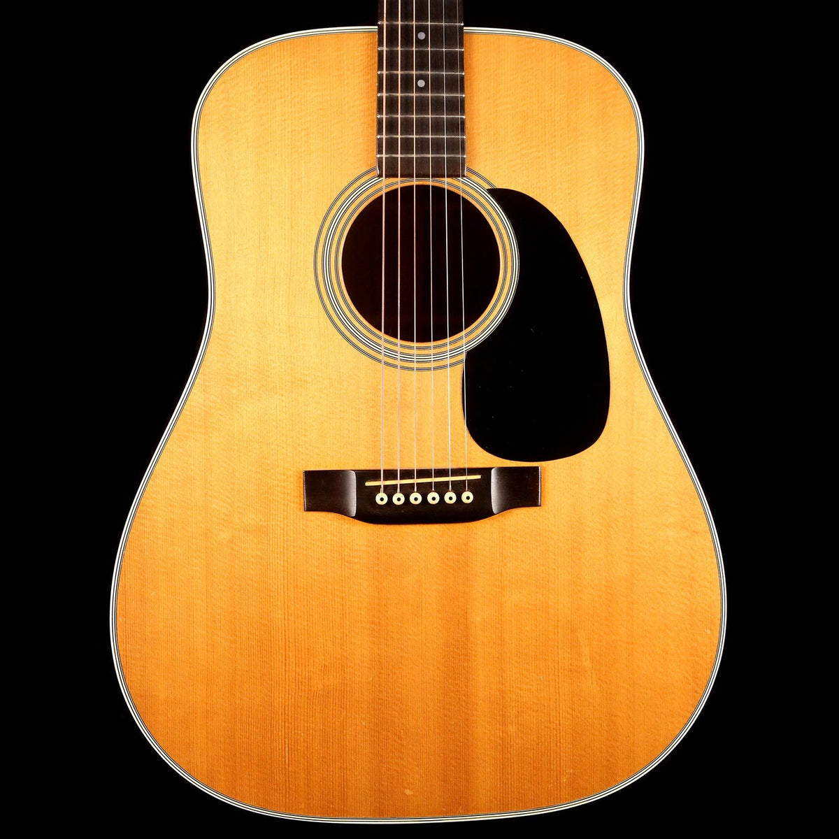 Martin D-28 Dreadnought Acoustic Natural 1985 — 1