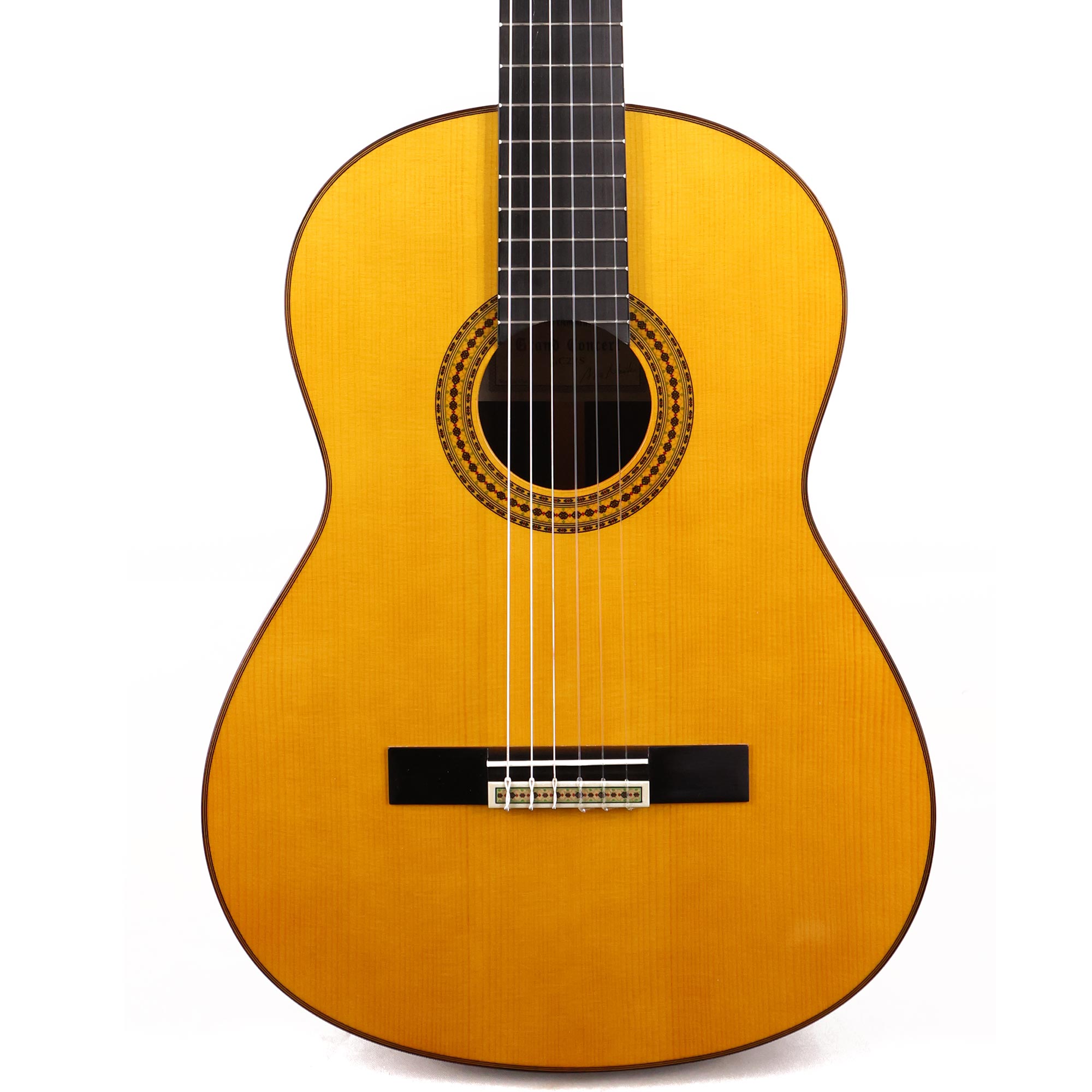 Yamaha GC22S Classical Natural | The Music Zoo