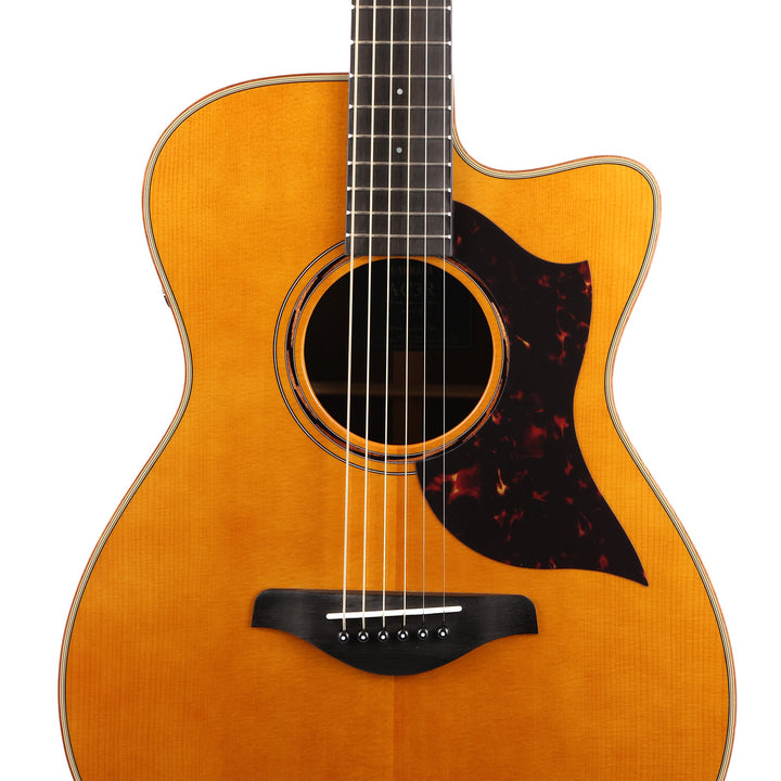 Yamaha AC3R VN Concert Acoustic-Electric Natural Used
