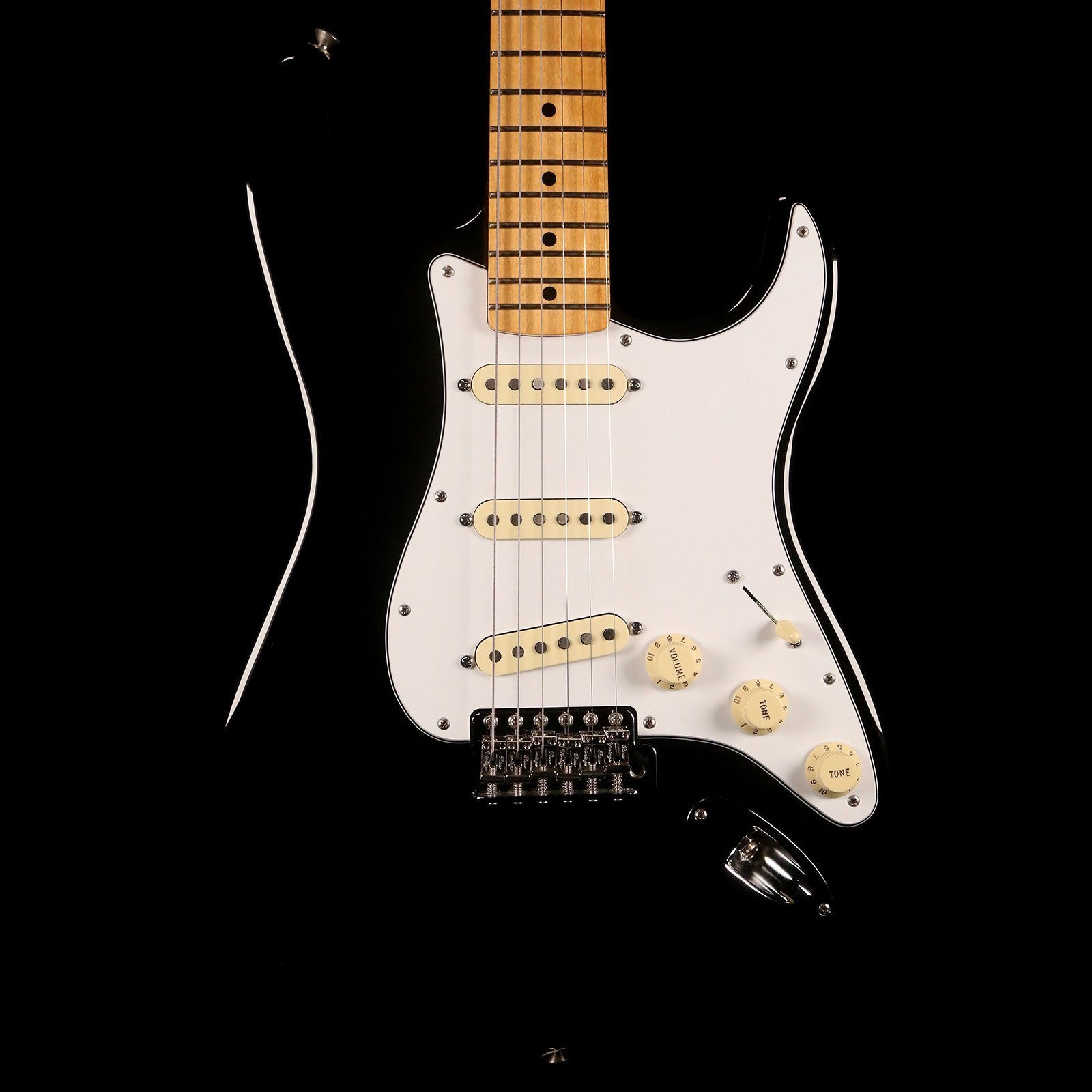 Fender Jimi Hendrix Stratocaster Black 2015 | The Music Zoo