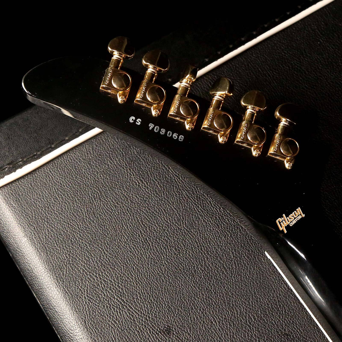 Gibson Custom Shop Explorer Custom Ebony 2017 — 5