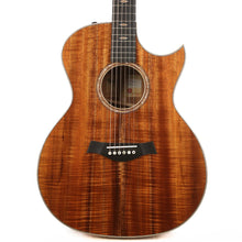 Taylor Custom Shop Grand Auditorium Florentine Cutaway Hawaiian Koa Natural