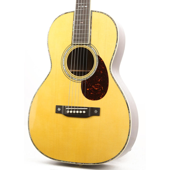 Martin Custom Shop Style 42 00 Adirondack Spruce and Premium Madagascar Rosewood