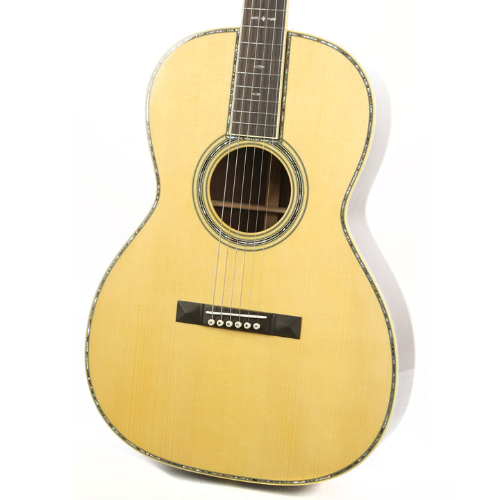 Martin Custom Shop 000 45 Style 12-Fret Acoustic Premium Madagascar Rosewood and Adirondack Spruce