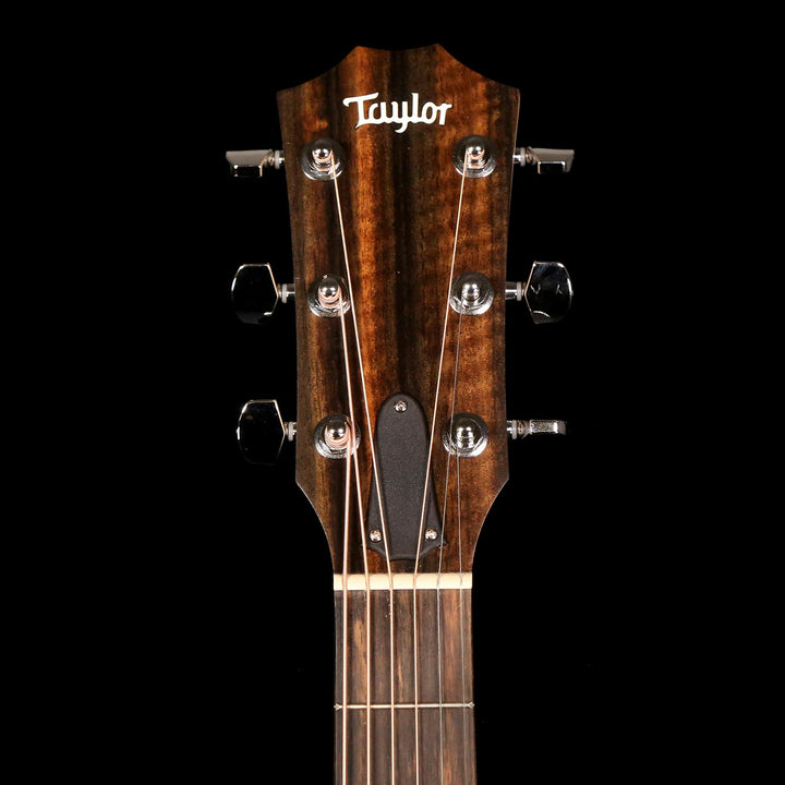 Taylor 110ce Walnut Dreadnought Acoustic-Electric Guitar Natural