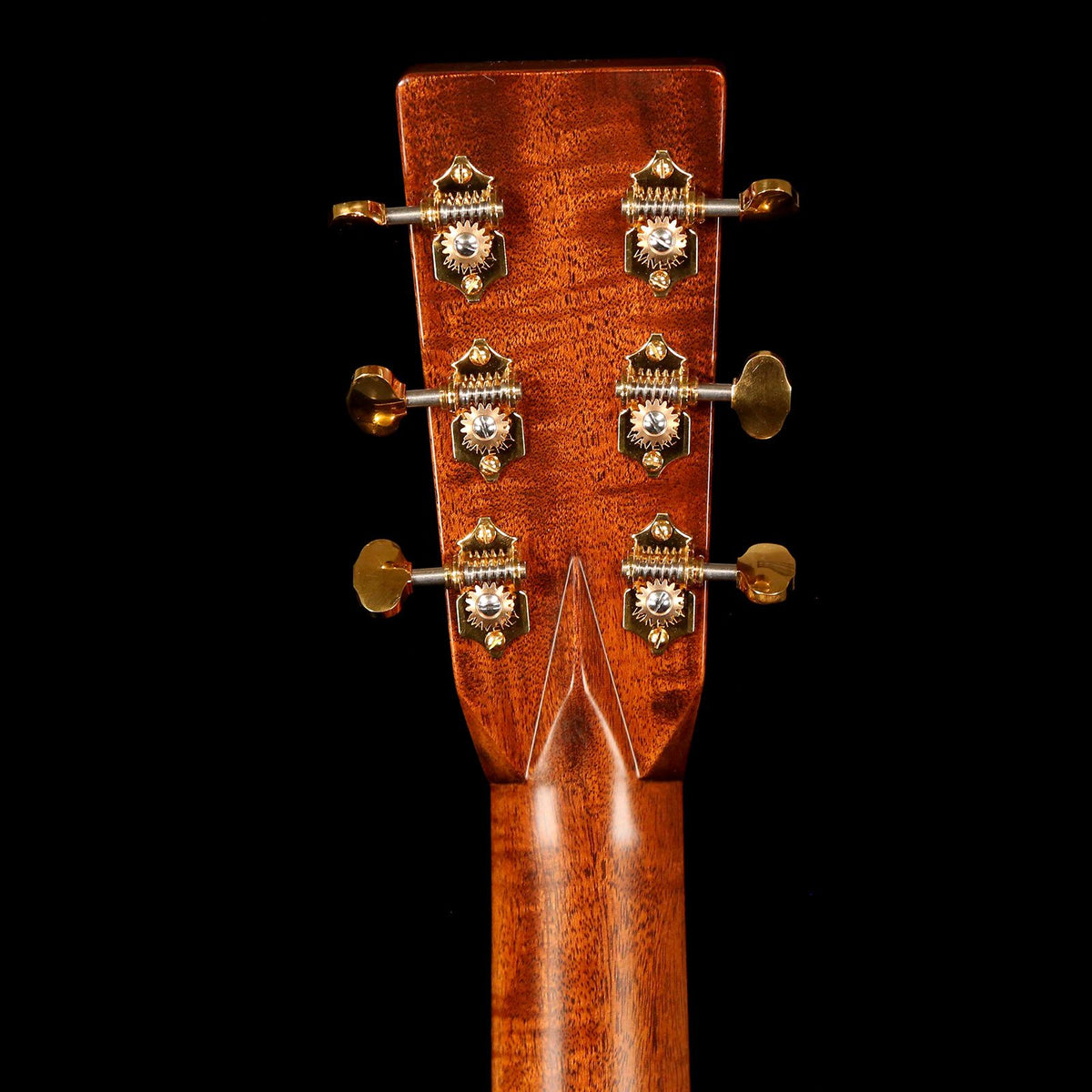 Martin D-28 Modern Deluxe Acoustic Gloss Natural — 5