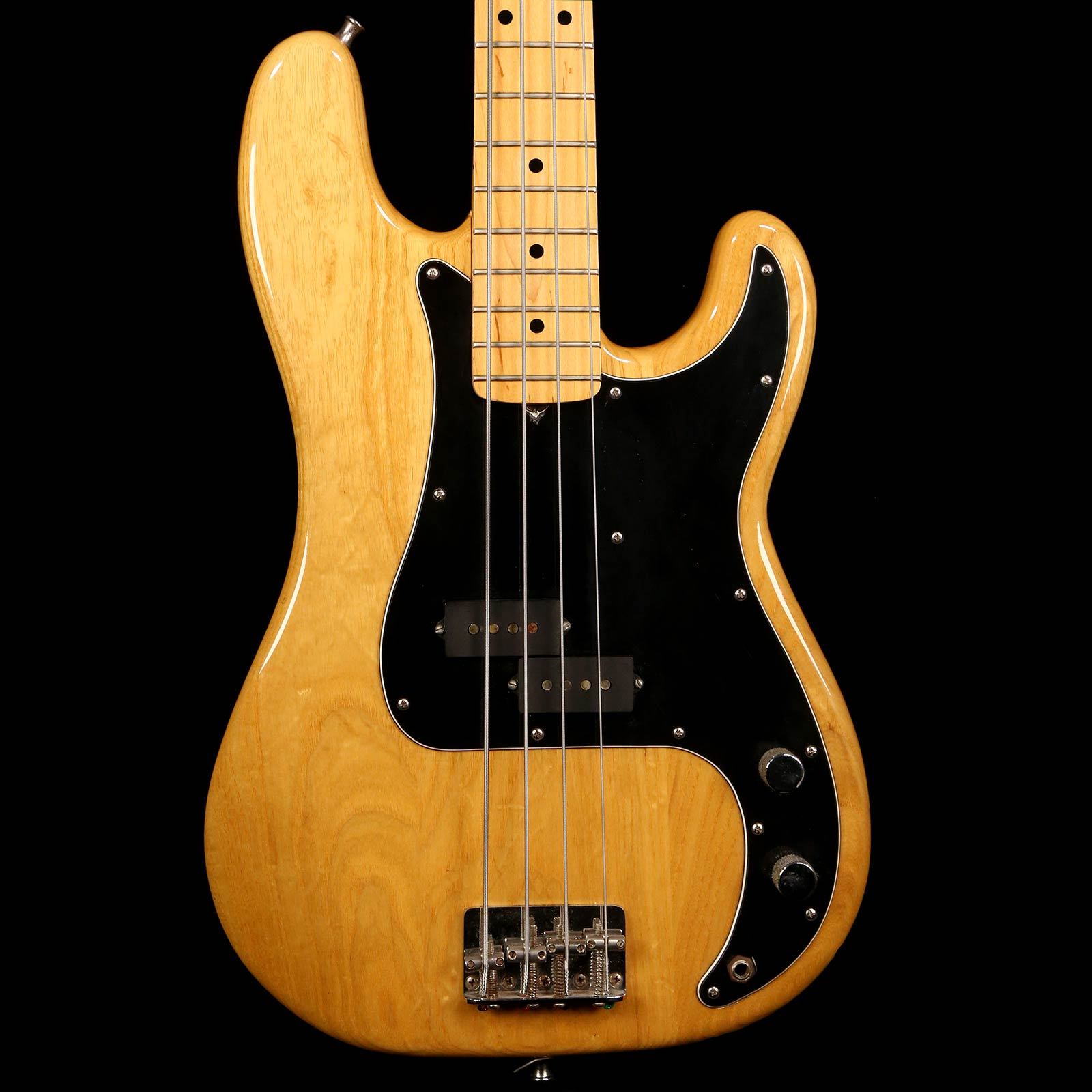 Fender Precision Bass Natural 1982 | The Music Zoo