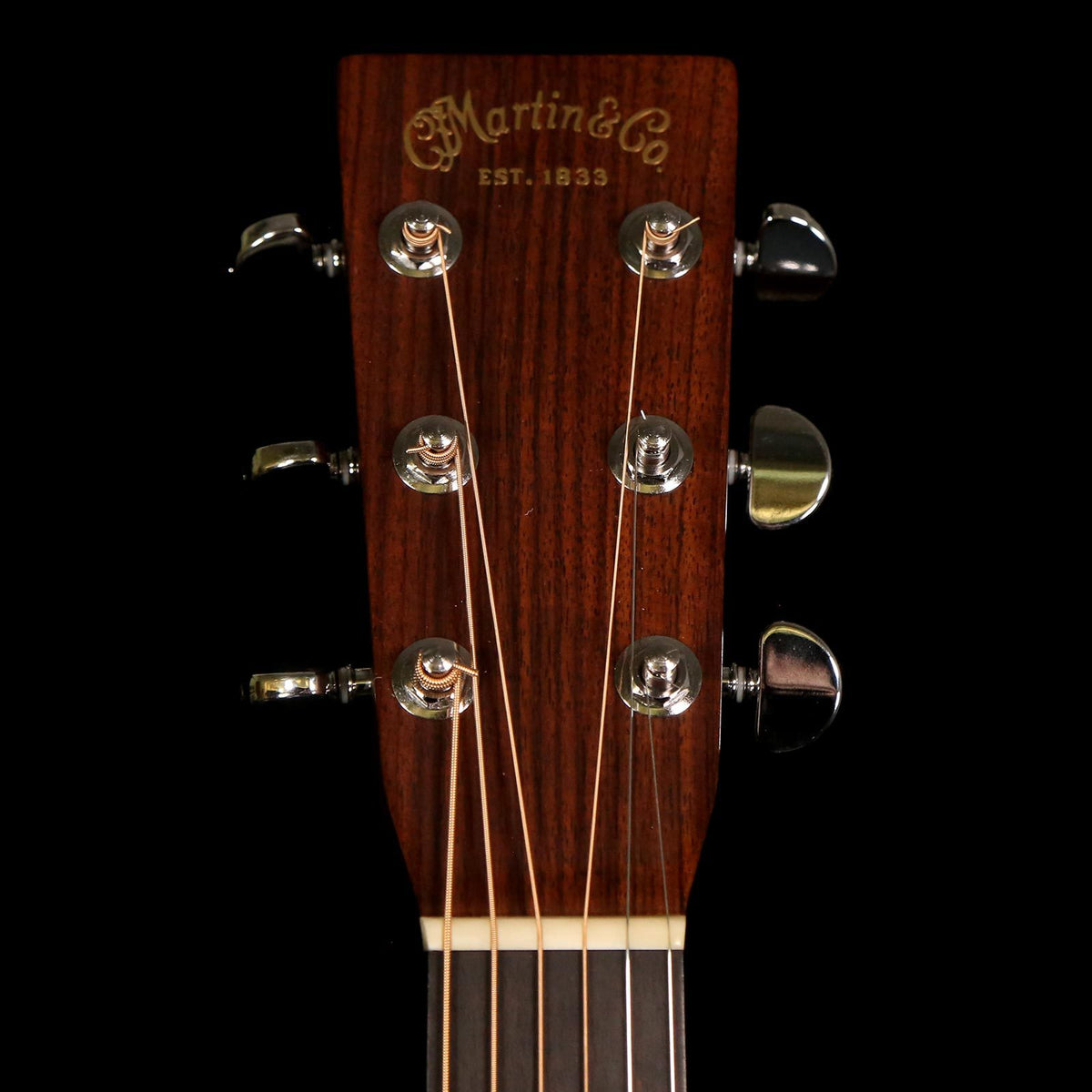 Martin HD-28 Dreadnought Acoustic Guitar Natural — 4