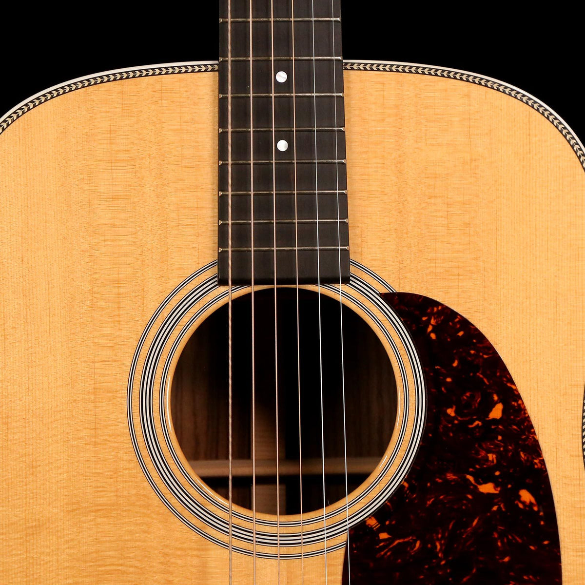 Martin HD-28 Dreadnought Acoustic Guitar Natural — 6