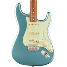 Fender Vintera '60s Stratocaster Ice Blue Metallic Used