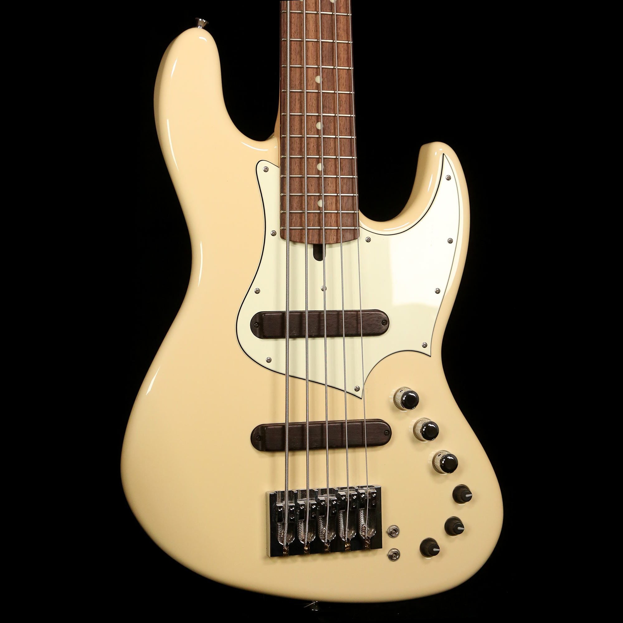 Xotic XJ-1T 5-String Bass Vintage White | The Music Zoo Xotic XJ-1T 5-String Bass Vintage White | The Music Zoo
