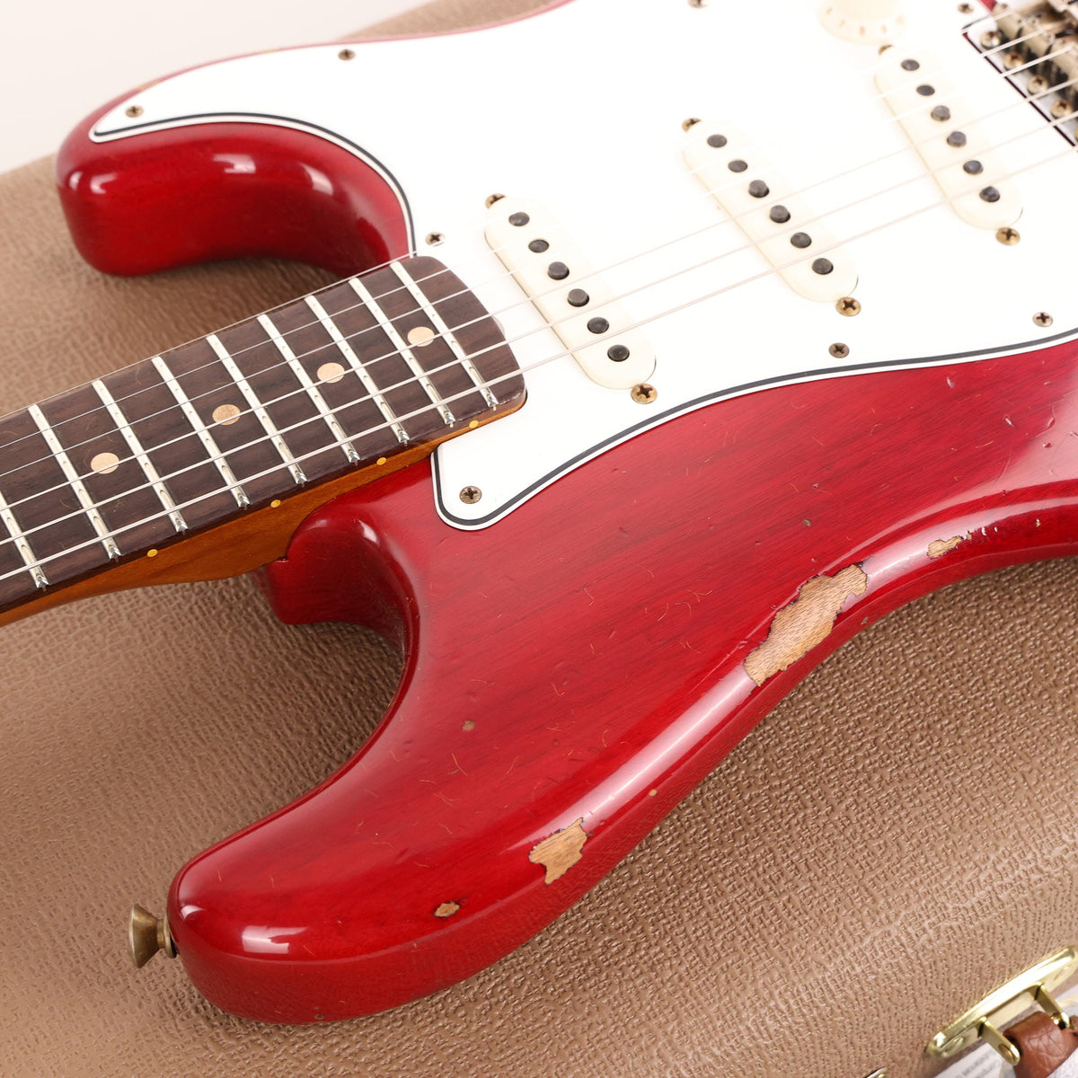 Fender Custom Shop 1963 Stratocaster Reissue Heavy Relic Crimson Transparent — 7