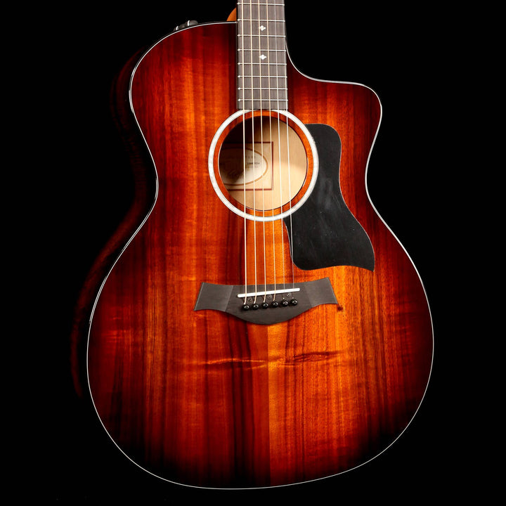 Taylor 224ce-K DLX Acoustic Shaded Edgeburst