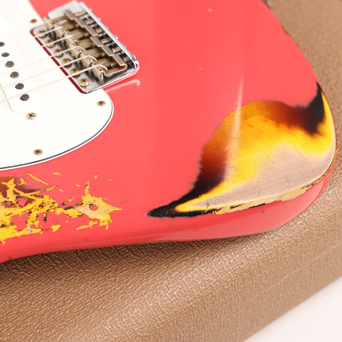 Fender Custom Shop 1962 Stratocaster Heavy Relic Fiesta Red over 3-Tone Sunburst Reverse Headstock — 8