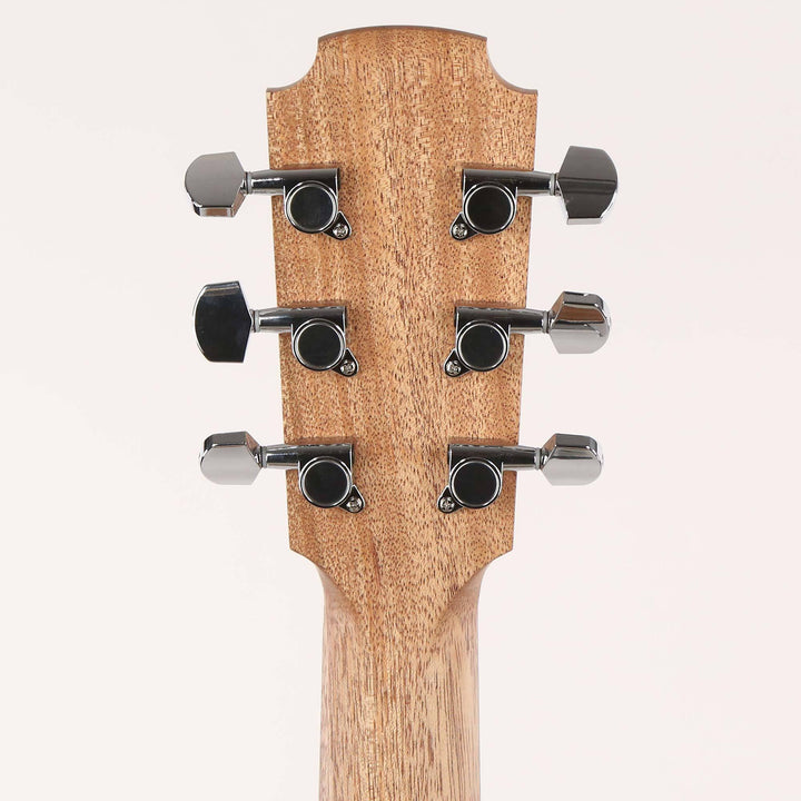 Sheeran by Lowden W02 Cedar and Walnut Acoustic-Electric Natural