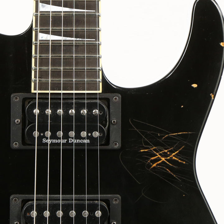 Jackson Custom Shop Nitro Aged SL2H-V Soloist Black over 3 Tone Sunburst