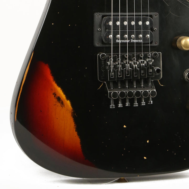 Jackson Custom Shop Nitro Aged SL2H-V Soloist Black over 3 Tone Sunburst